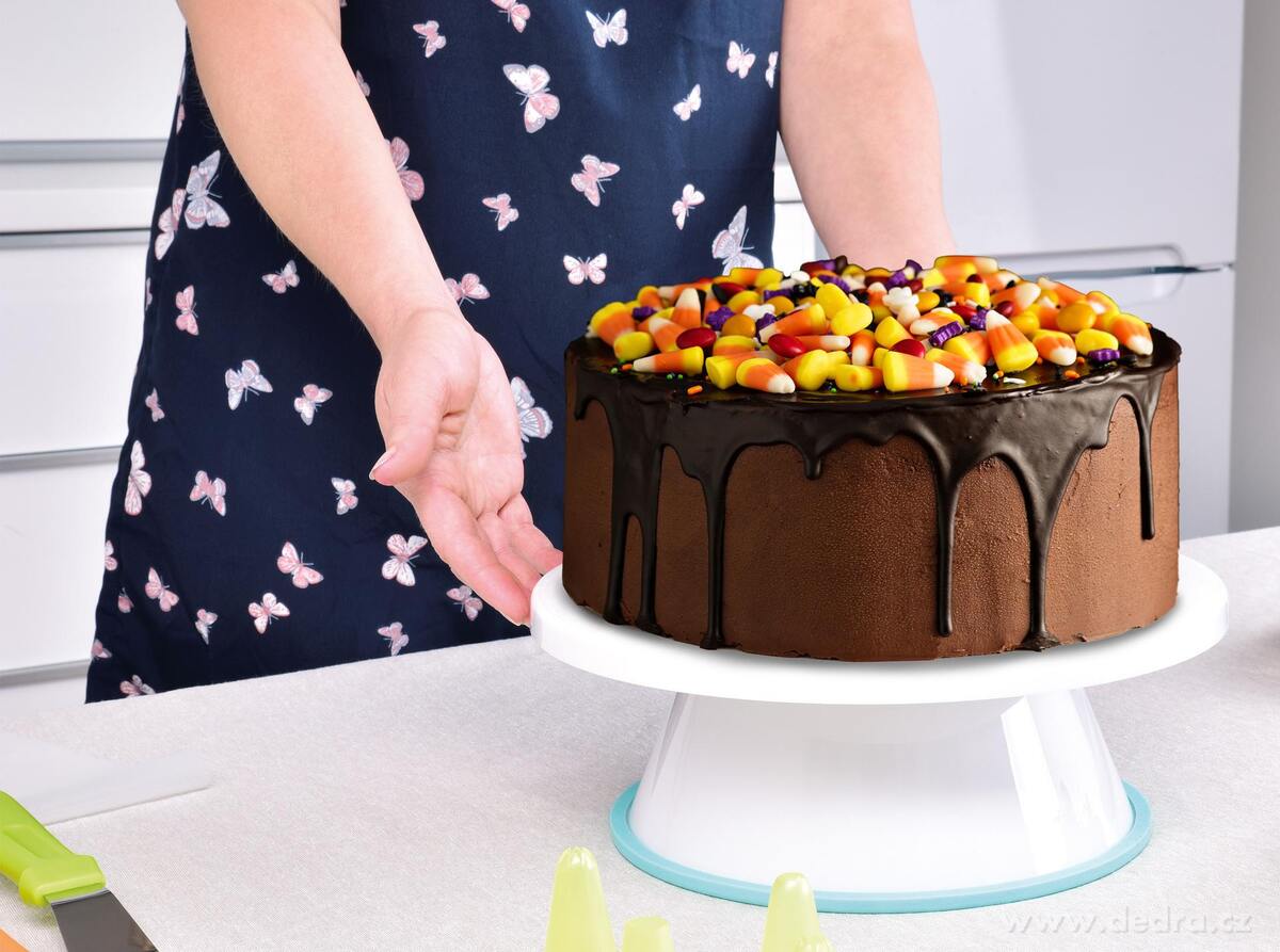 Velký otočný stojan na zdobení dortů DORTOKOLOTOČ