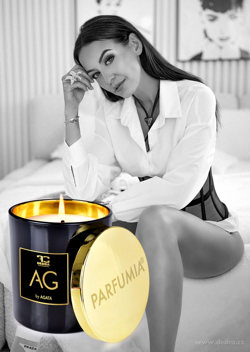 AG by AGATA | sójová vonná svíčka | PARFUMIA® | 250 ml