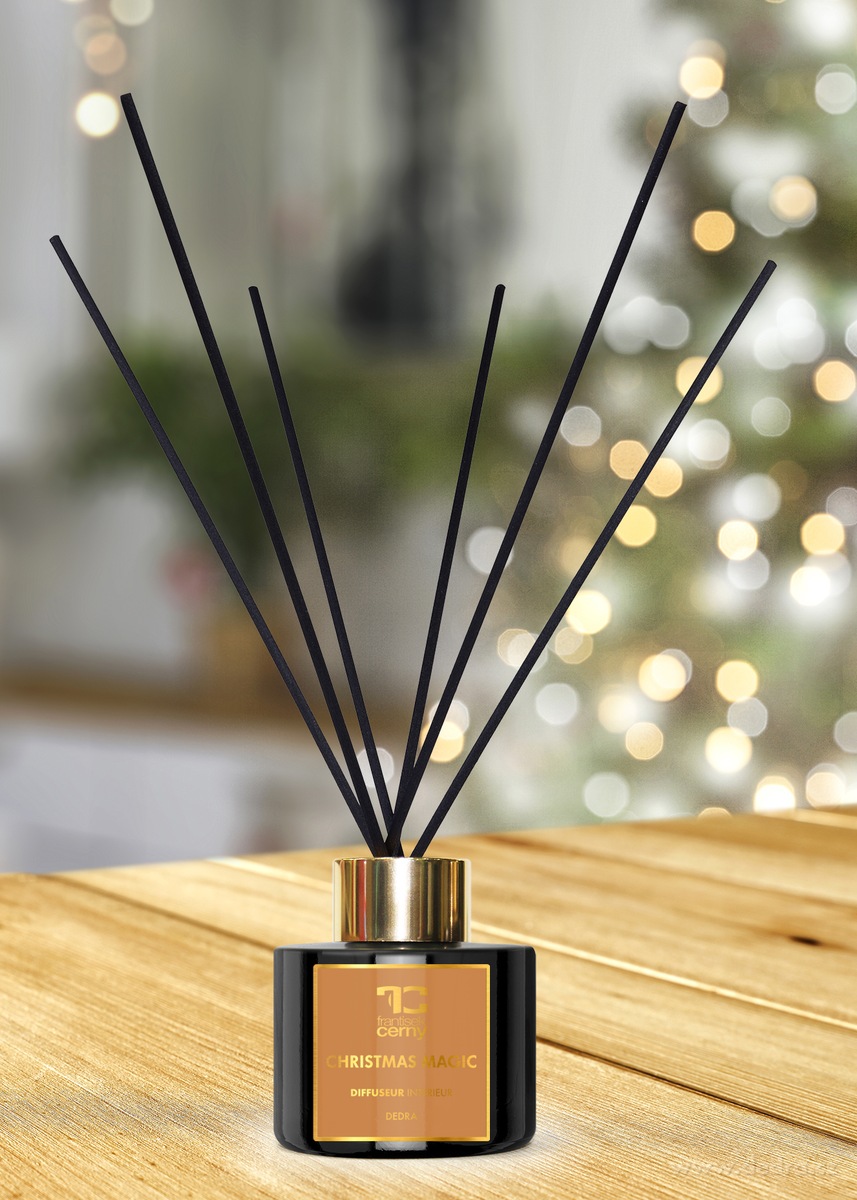 CHRITMAS MAGIC | tyčinkový difuzér | PARFUMIA® | 100 ml