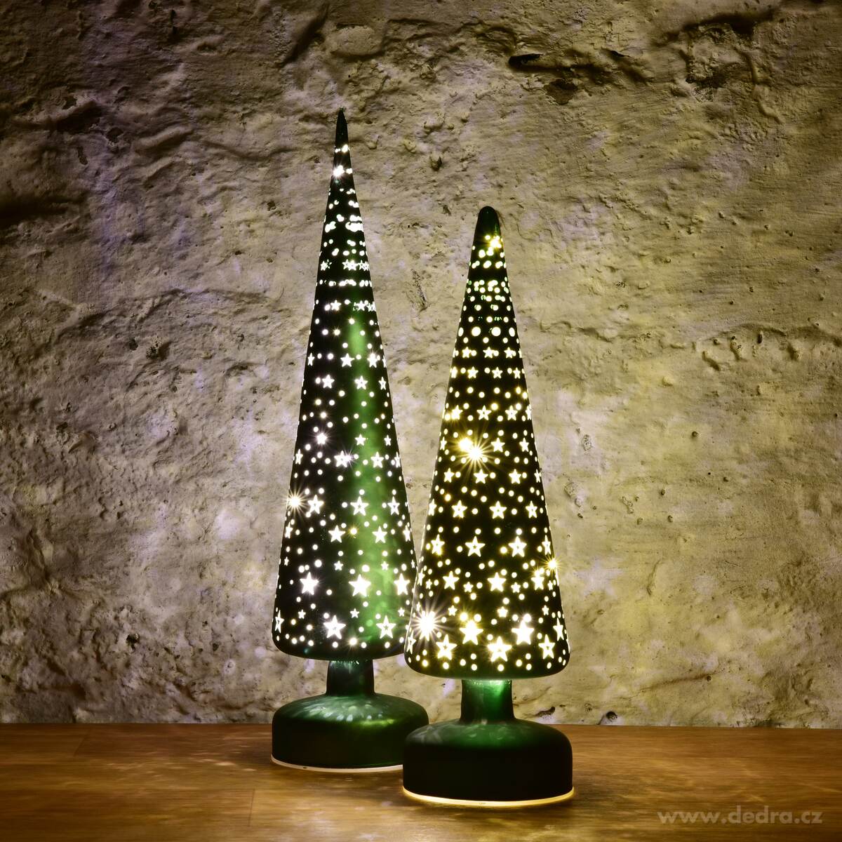 30,5 cm LED svítící stromeček