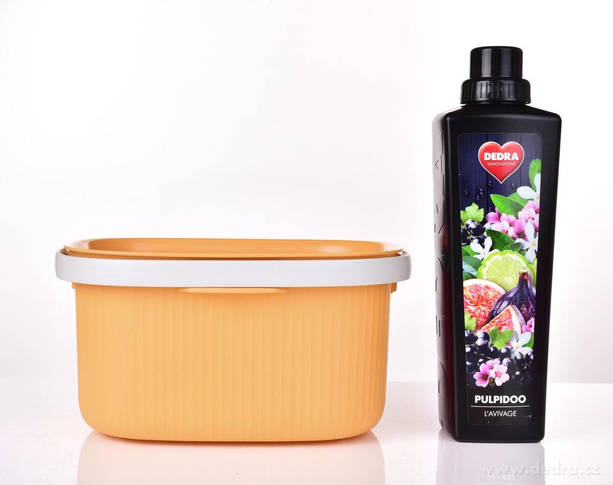 PRAKTIK | 2,5 L oválný plastový kbelík s madlem na přenášení