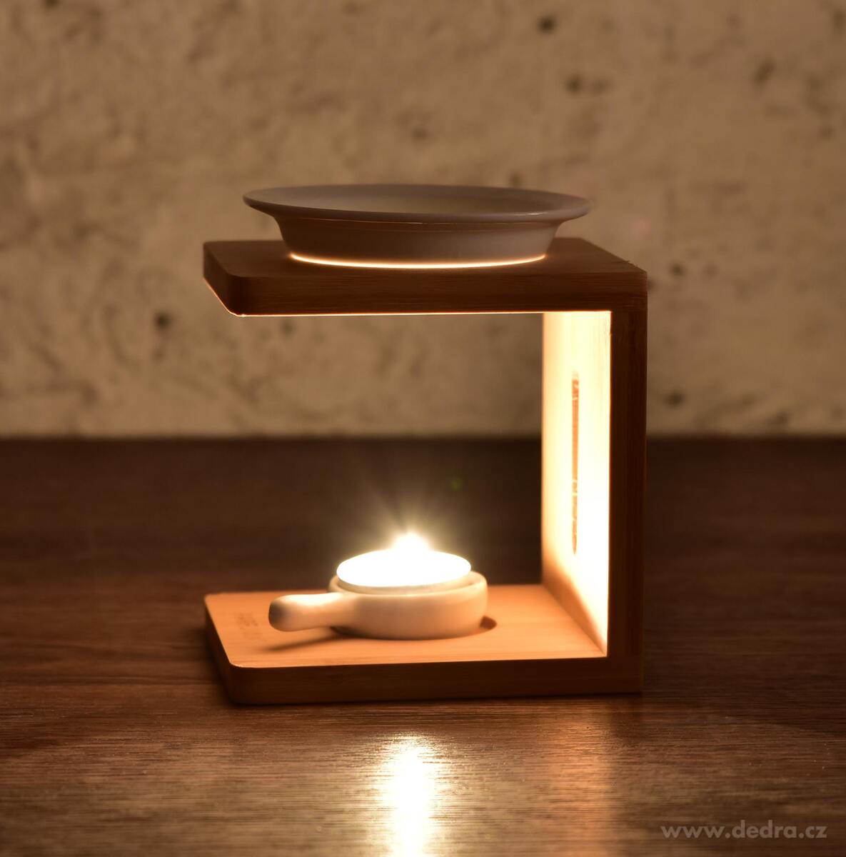 ZENORA | Aromalampa na bambusovém stojanu | čistý design & bílá keramika