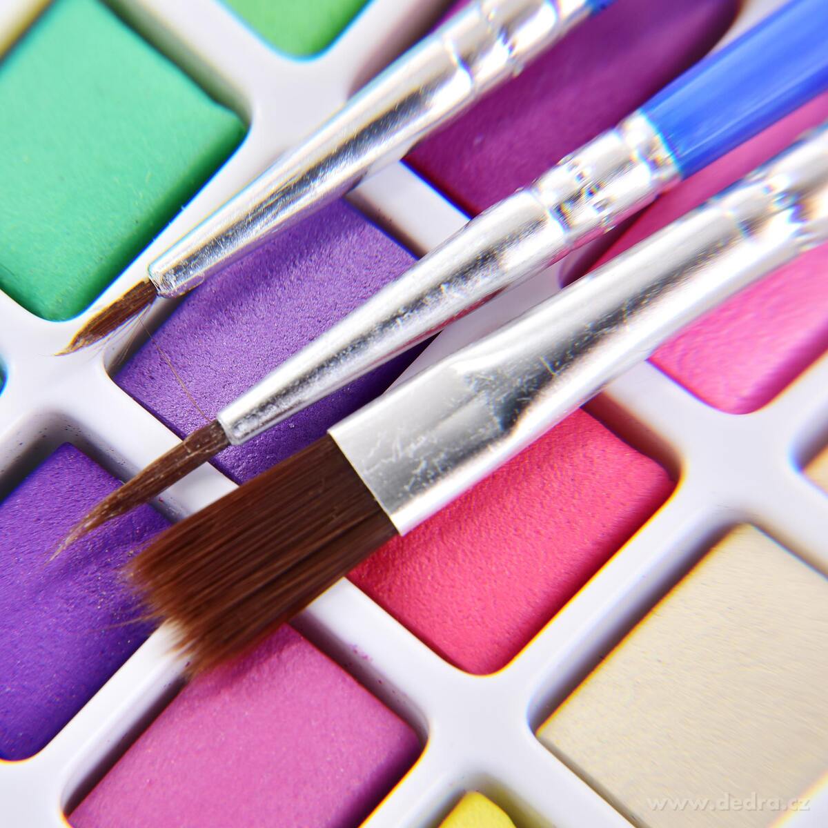 ART | Profesionální sada 100 ks akvarelových barev v kovové kazetě | nejvyšší kvalita pro umělce všech úrovní