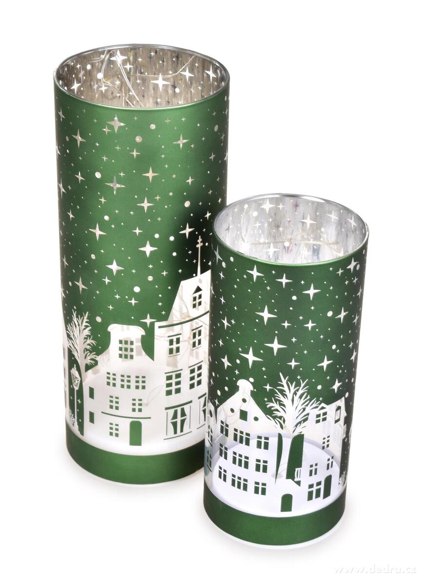 ZIMNÍ MĚSTEČKO | LED skleněný svícen | zelený | 20 cm