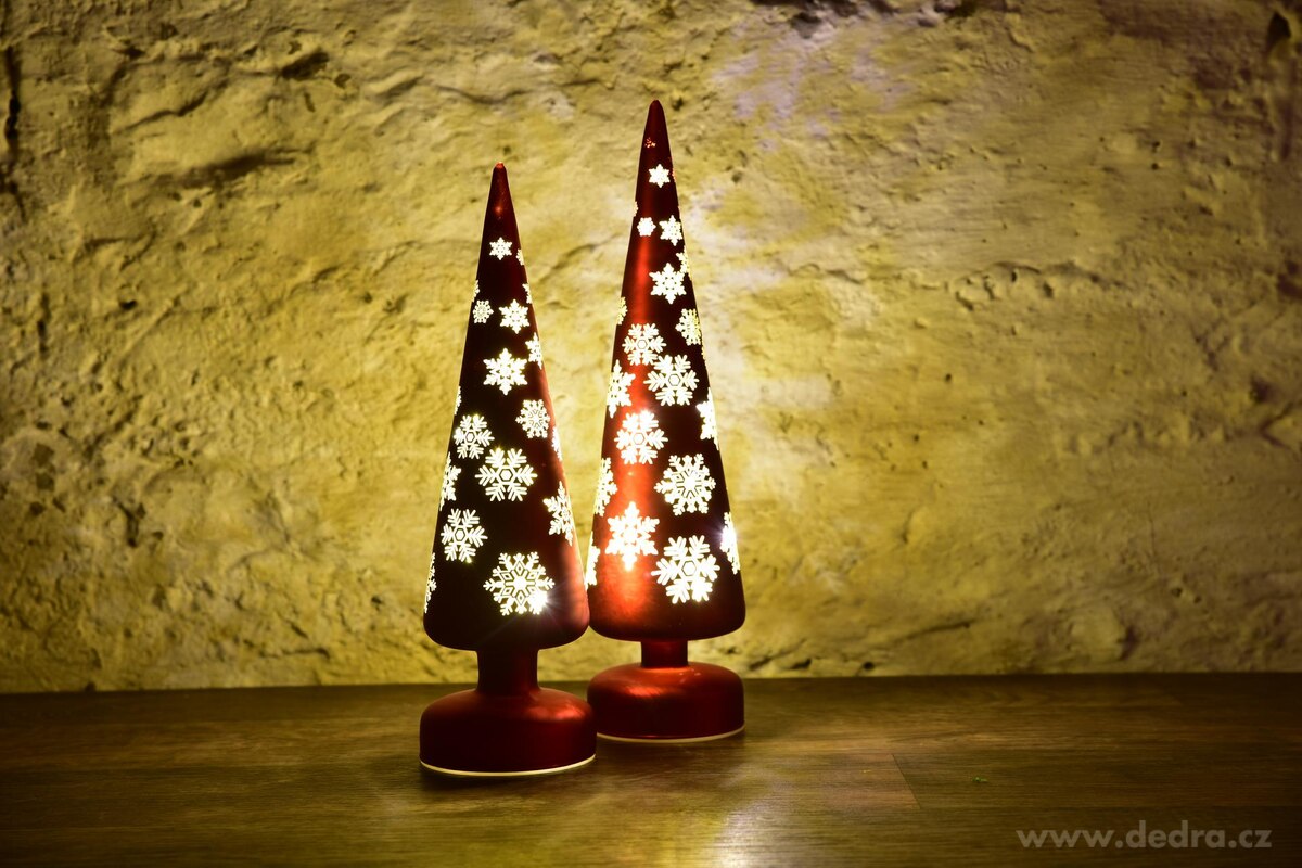 ZIMNÍ HVĚZDA | LED svítící stromeček | červený | 30 cm