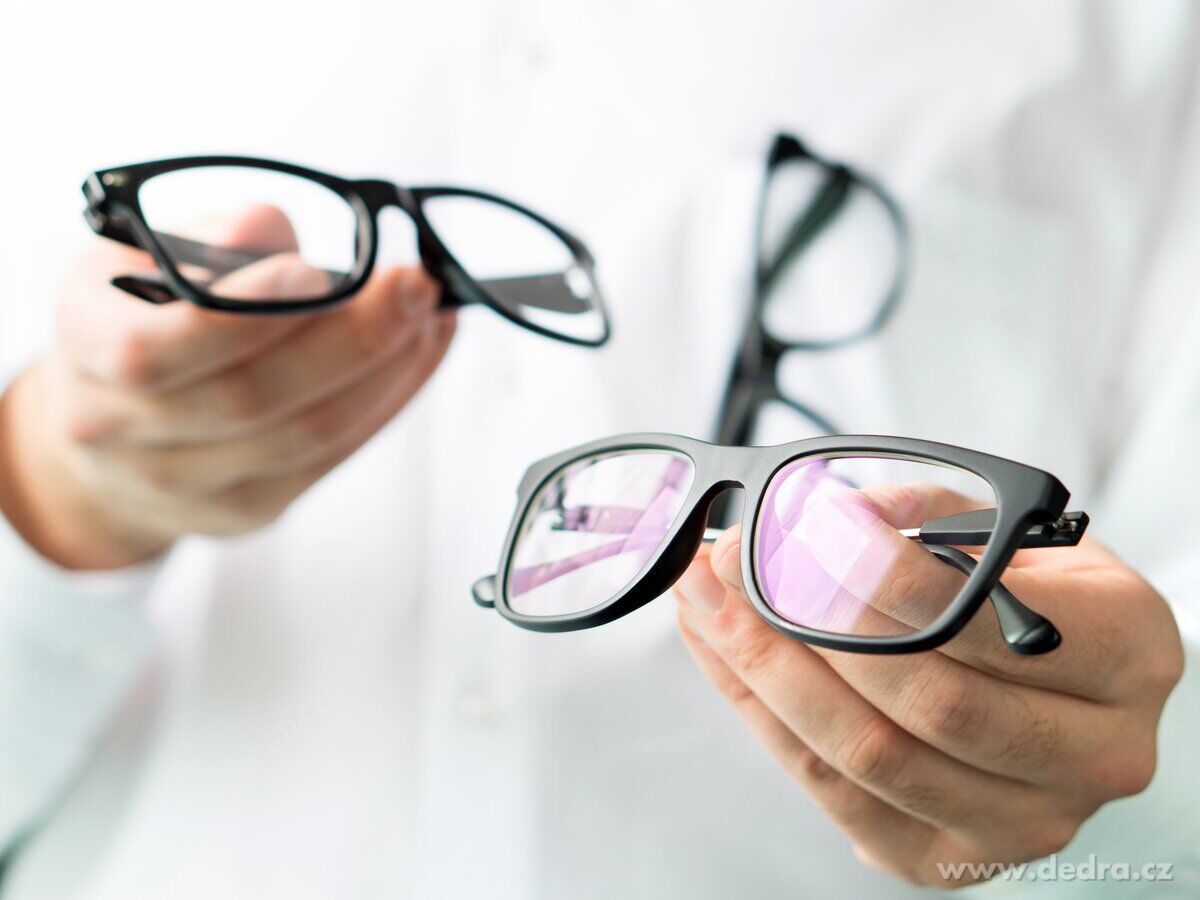 BRILEX | 4 ks ultra jemné mikrovláknové utěrky na brýle & optiku | bílé | 15 × 15 cm