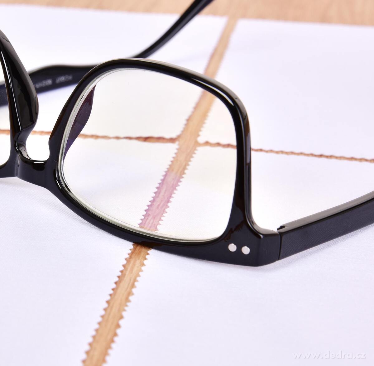 BRILEX | 4 ks ultra jemné mikrovláknové utěrky na brýle & optiku | bílé | 15 × 15 cm