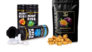 Pochoutky a delikatesy