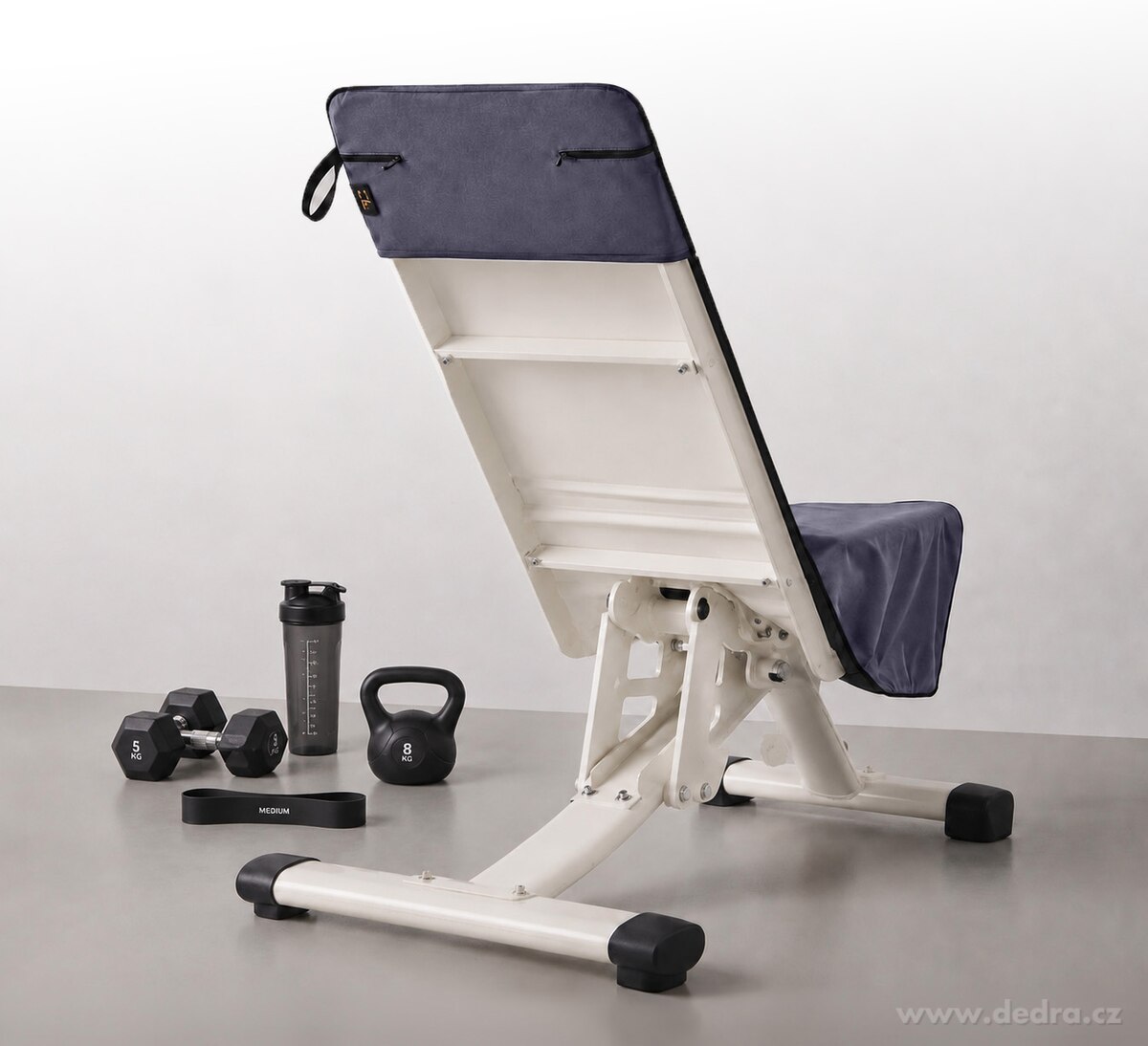 FITNESS RUČNÍK s návlekem na opěradlo proti sklouznutí | 2x integrovaná kapsa na zip | rychleschnoucí mikrovlákno | 50 x 130 cm