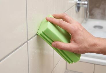 koupelna – baterie, umyvadla, spáry